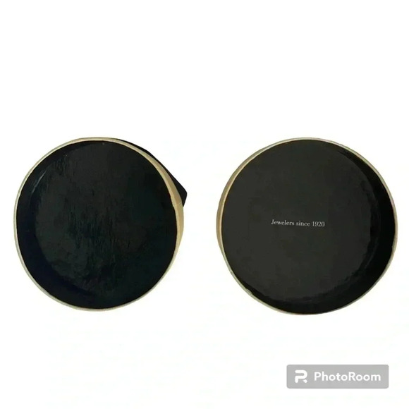 Tous‎ Large Gift Box - Picture 4 of 4